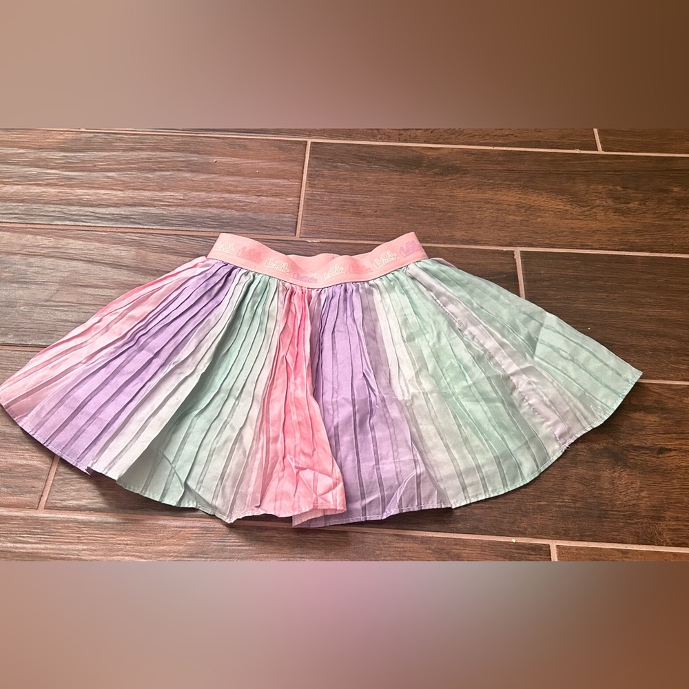 LOL Surprise! TM & MGA Girl Skirt Size 5 Inside Shorts